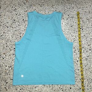 Lululemon turquoise blue tech swiftly muscle tank race 4